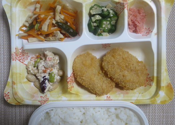 宅配弁当（１０３７）