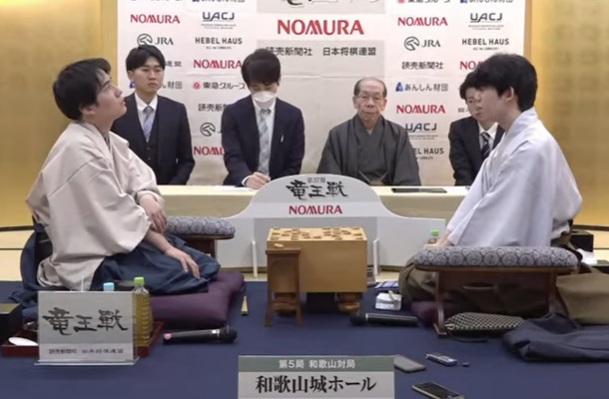 ＜藤井聡太竜王＞（３１２）３勝...