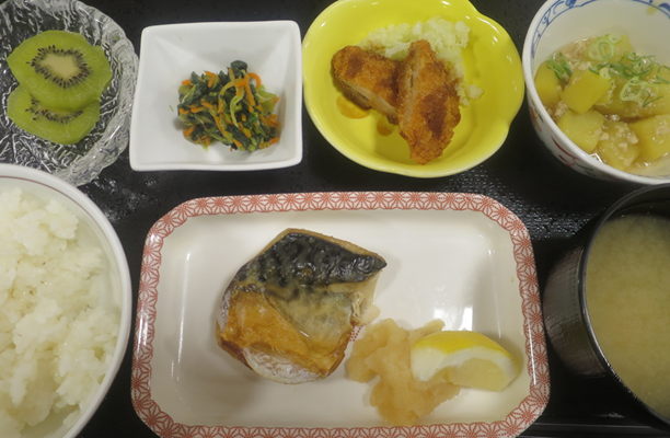 デイケアのお昼ご飯（１０２２）