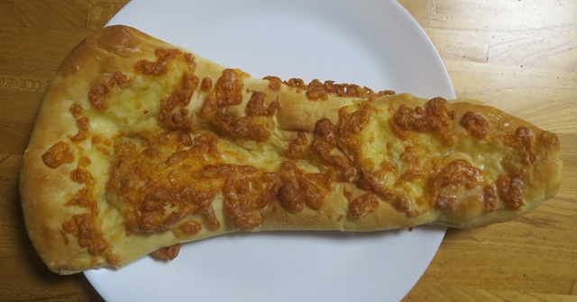 ＜パン＞（１２１０）チーズナン...