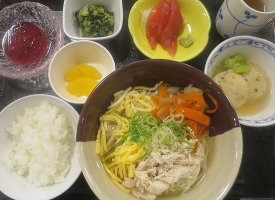 デイケアのお昼ご飯（１０６４）