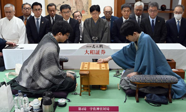 千日手指し直し＜藤井聡太名人＞...