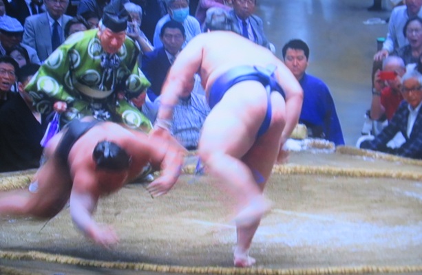 ●＜伯楼鵬＞「叩き込み」○＜大...