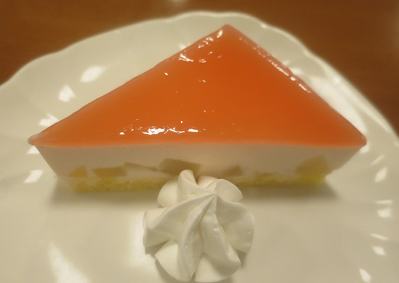お茶菓子（１１７７）白桃ケーキ