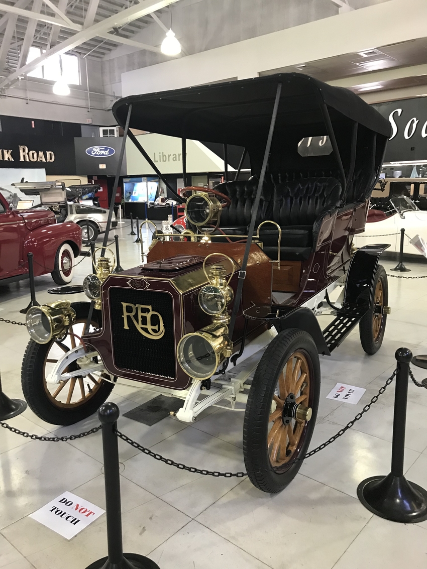 1905 REO Runabo...