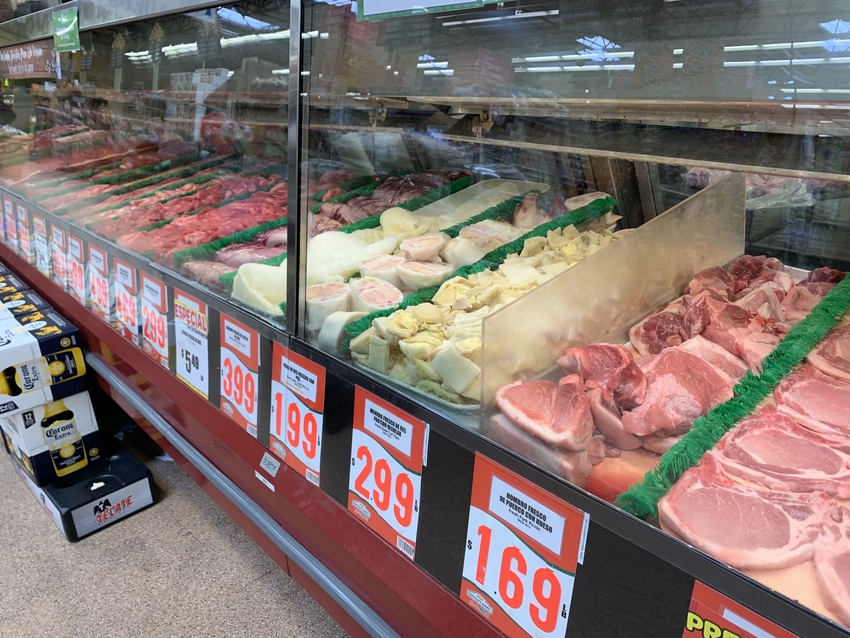お肉も結構新鮮そう。ハチノスな...