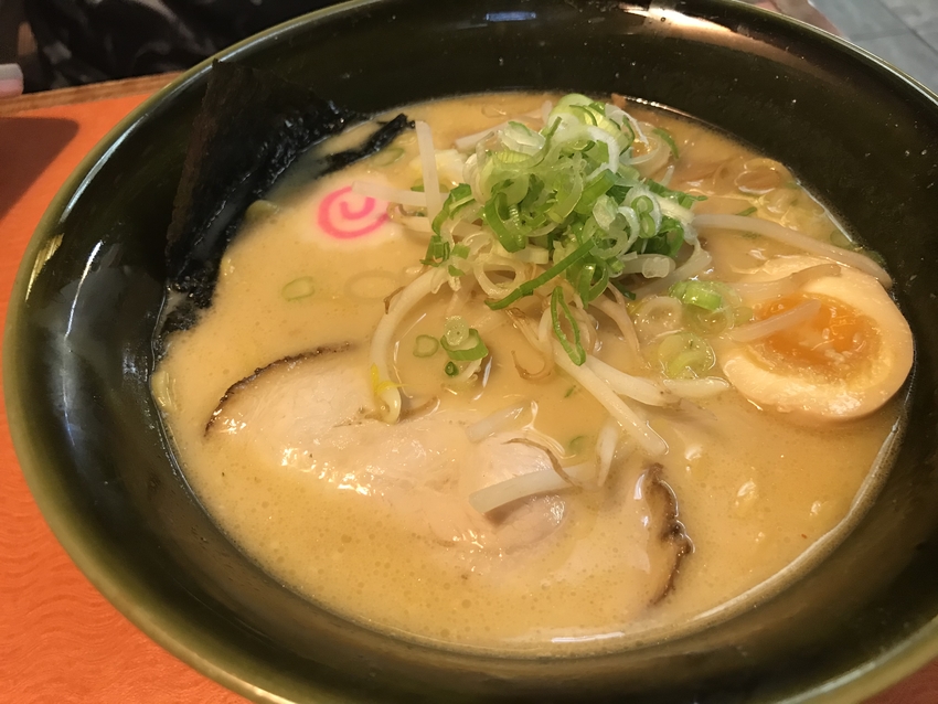 みそとんこつラーメン