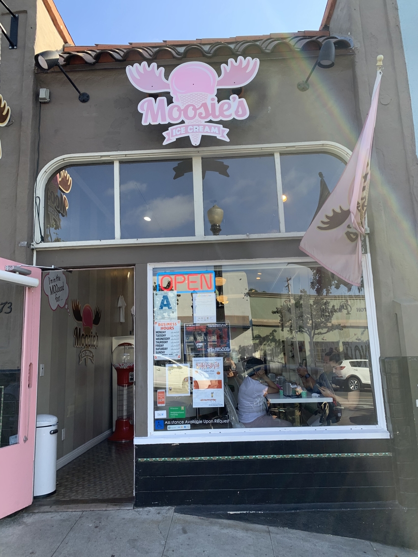 サンディエゴ:Moosie's...