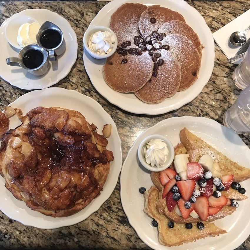 念願のお店で食べれることがこん...