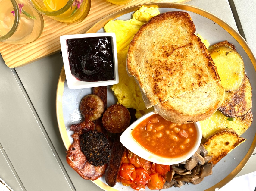 Full English Breakfast $16.00