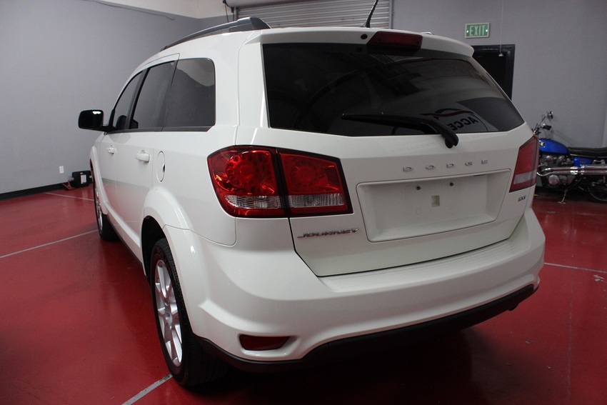 ダッジの３列シート ７人乗りのsuv サ 車の買取 販売の専門店 アクセルモータース アメリカ サンディエゴ Bloguru
