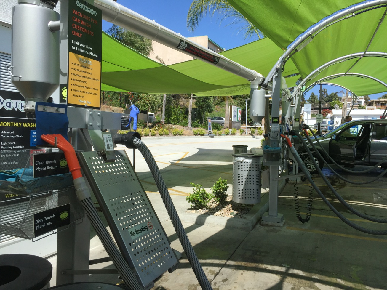 アメリカ サンディエゴで車を洗う 洗車 車の買取 販売の専門店 アクセルモータース アメリカ サンディエゴ Bloguru