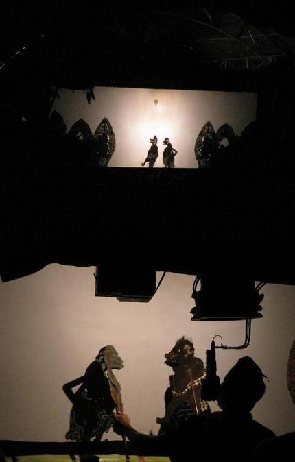 Wayang Cengblong