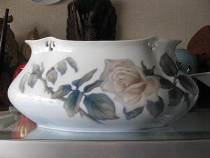 彩磁薔薇文花器