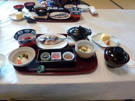 石亭の朝食