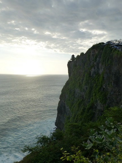 ウルワツ （Ulu Watu）