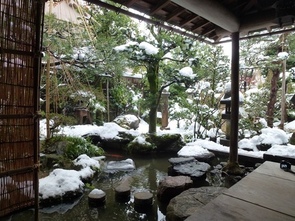 加賀藩千二百石、野村家の庭園