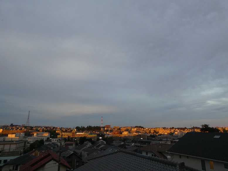 東の空