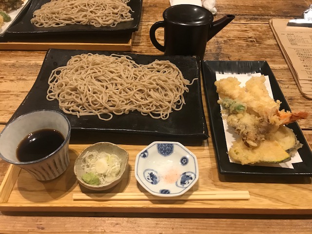ひ
