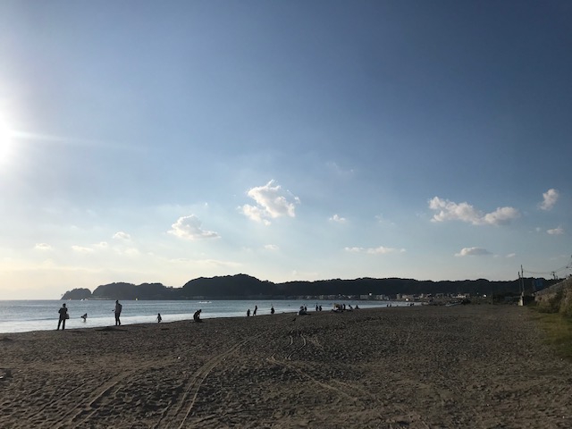 稲村ケ崎側