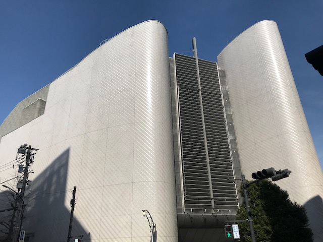 ひ