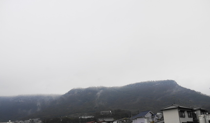 今日の屋島　みぞれ混じりの雨　...