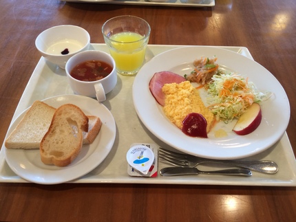 月曜日の朝食　大船観音さま