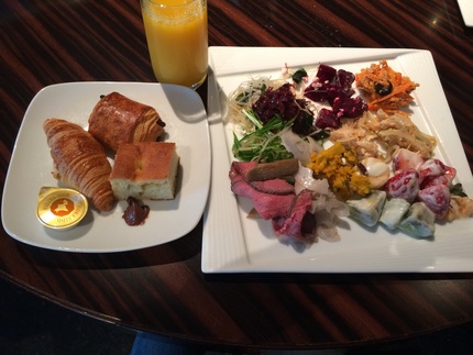 今日の朝食