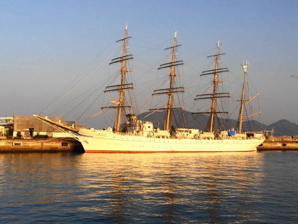 高松港の海王丸　（●＾o＾●）