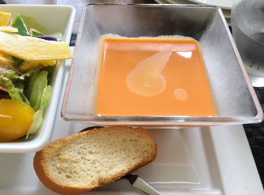 トマトのスープ