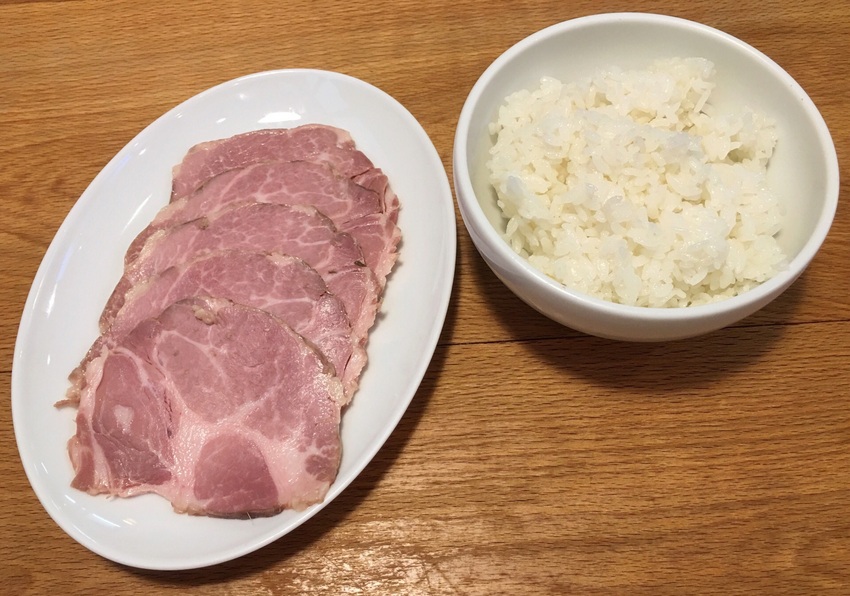 皿 (別盛り) チャーシュー ...