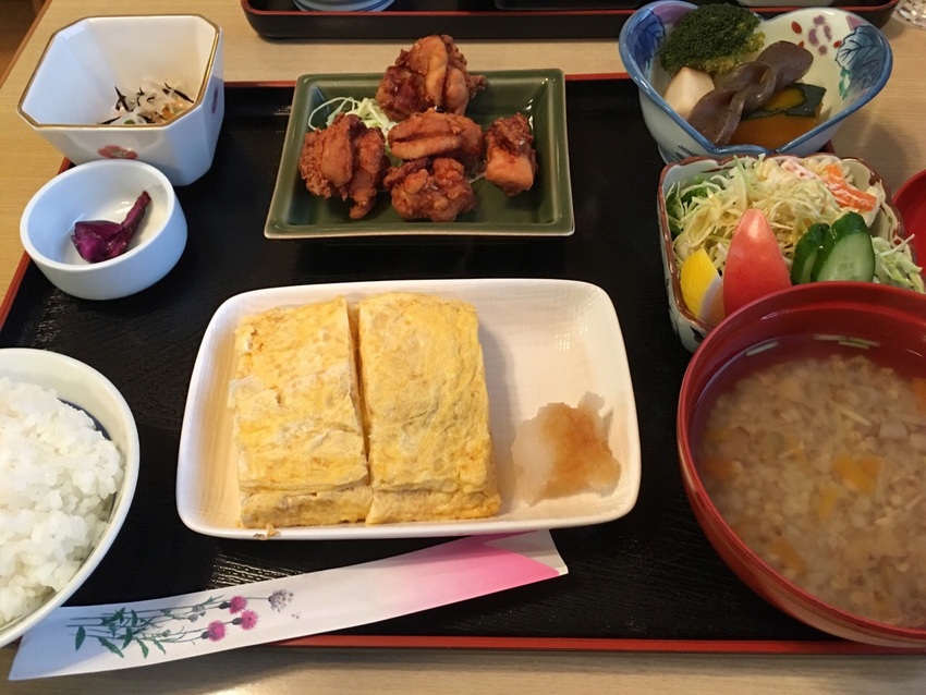 親子ランチ 酢の物・鶏のから揚...