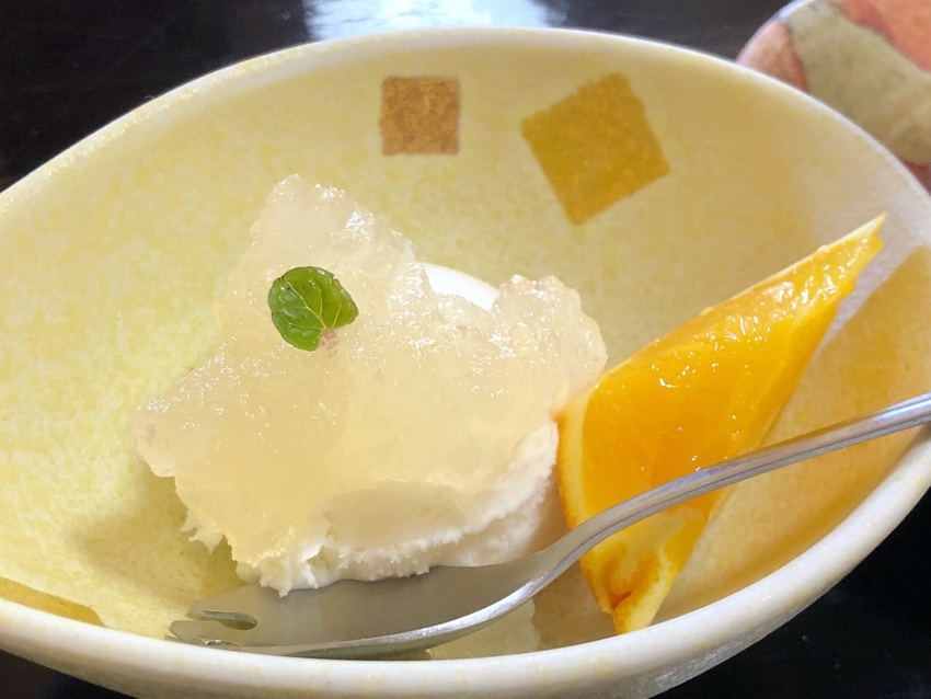 リンゴのゼリー & アイスクリ...