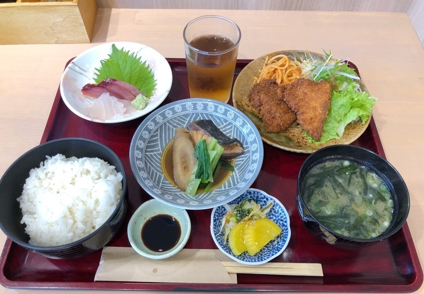 活魚料理 あきやま
