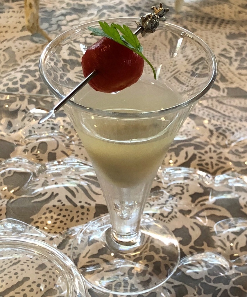 あさりのスープ 昆布の出汁に甘...