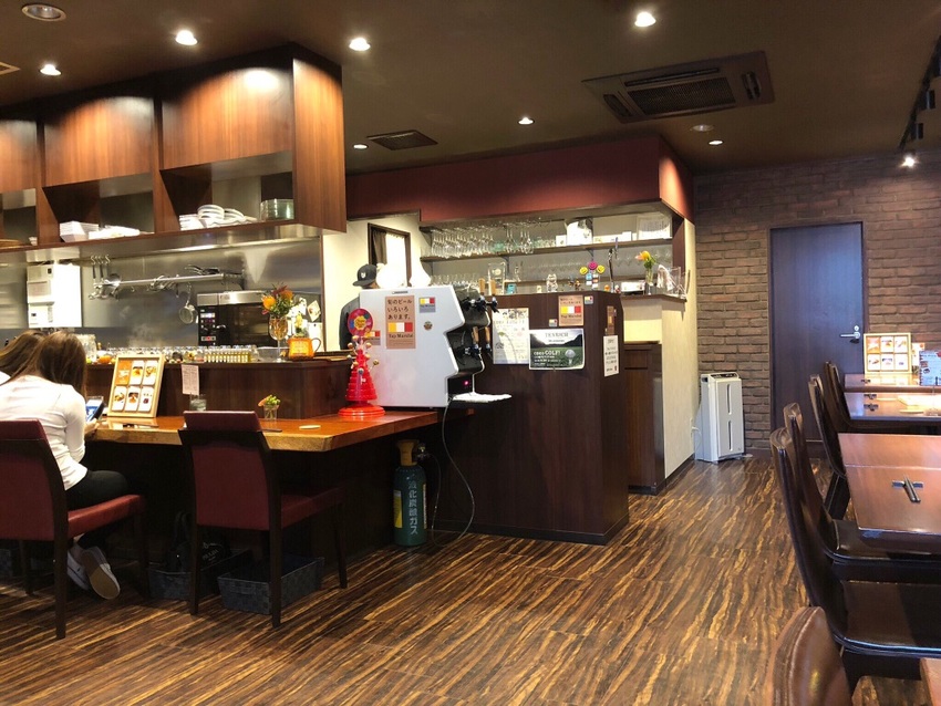 BISTRO Je Pars ...