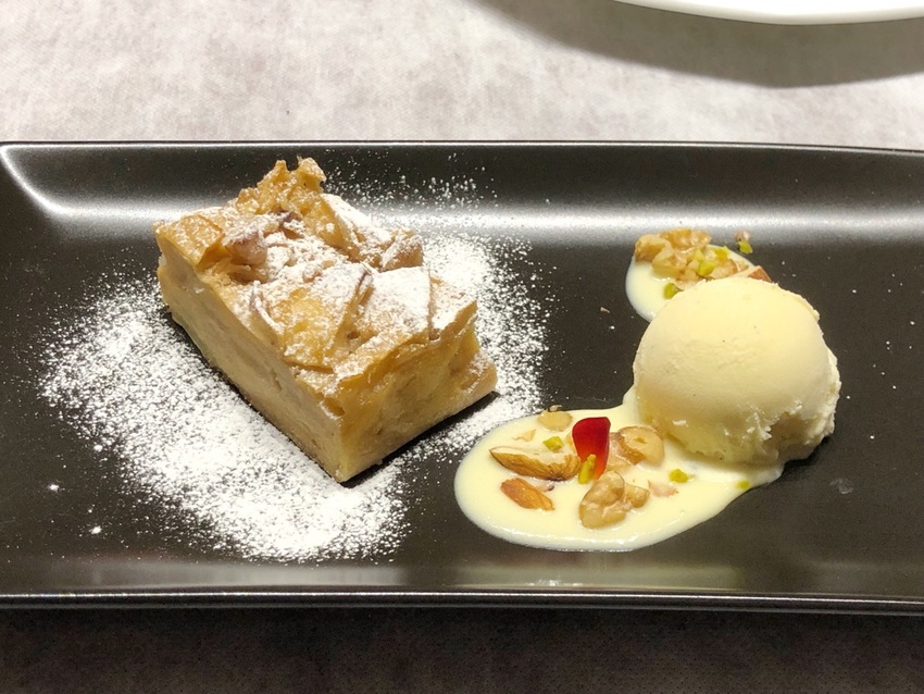 リンゴのケーキ