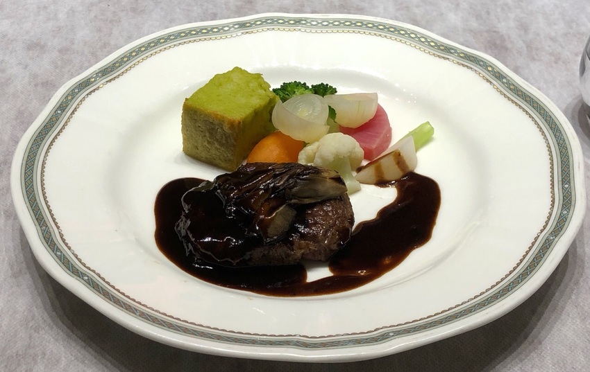 北海道産のへレ肉