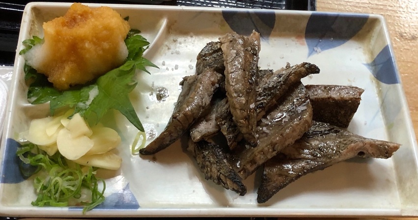 鰹ハランボの藁焼 旨みのある脂...