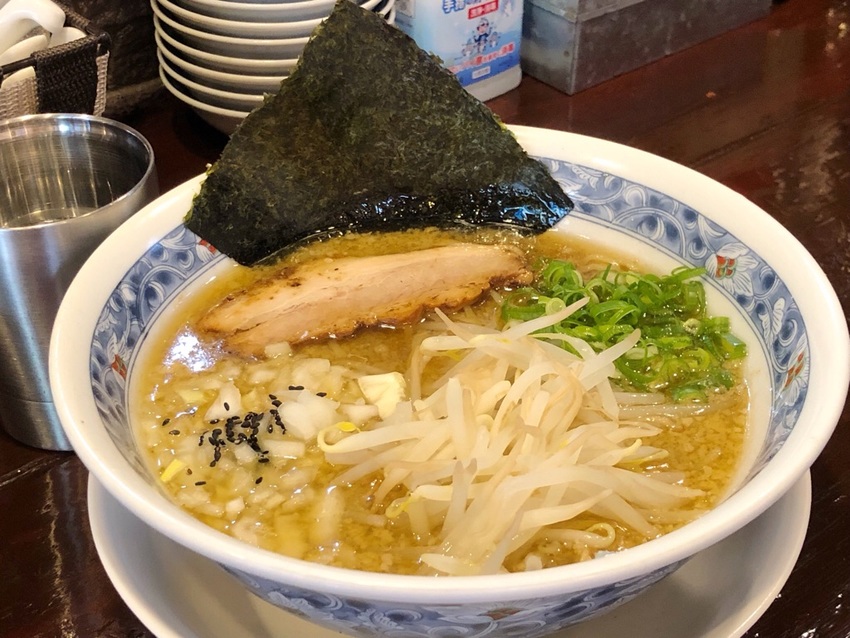 背脂煮干しラーメン 瀬戸内産い...