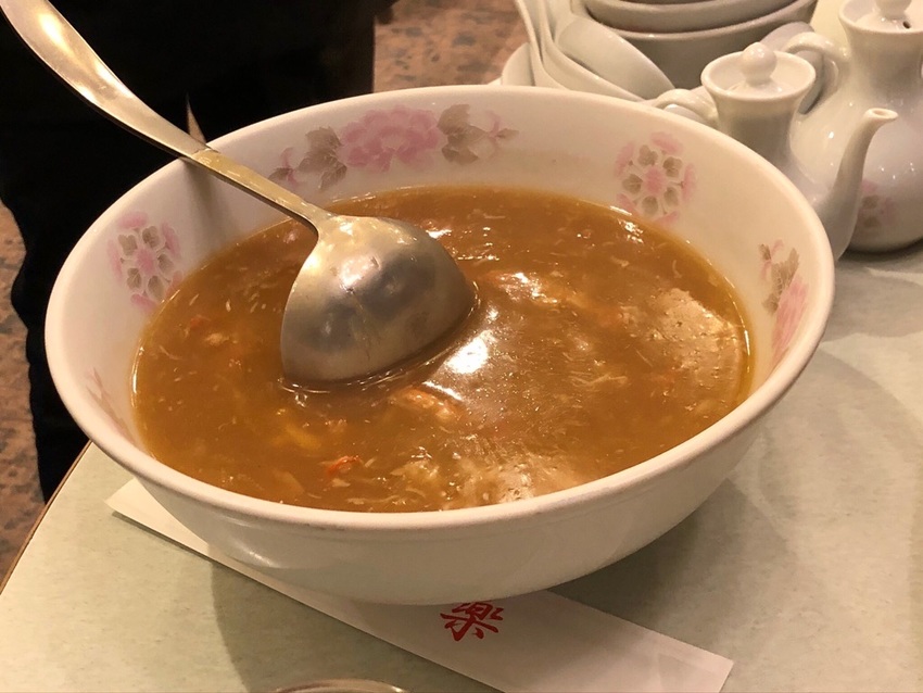 蟹肉入りふかひれスープ (醤油...