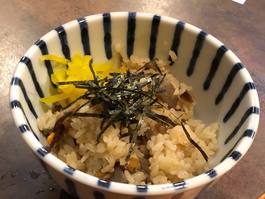 鶏めし この後 三越へ! レッ...