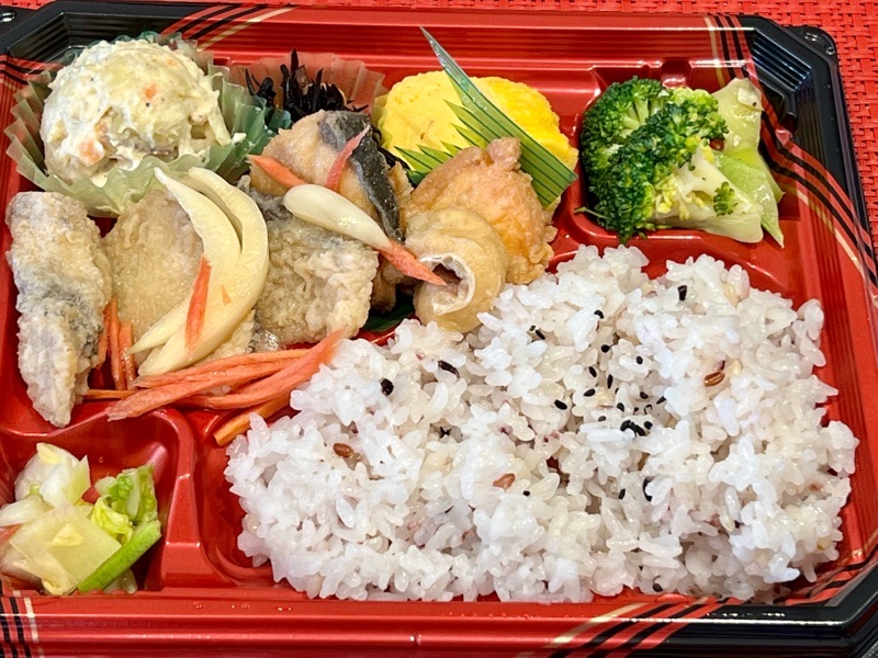 今日のお家ランチです！ ｡.:...