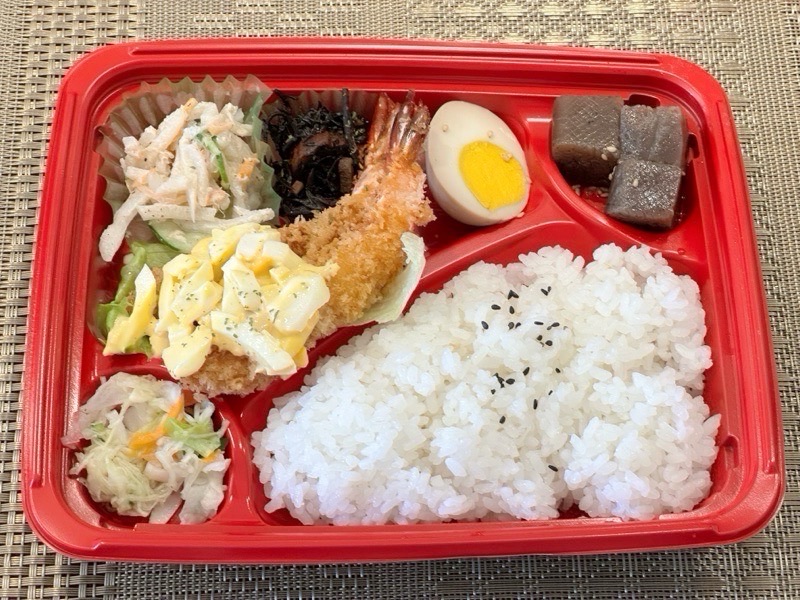 今日は 朝フラダンスに行って ...