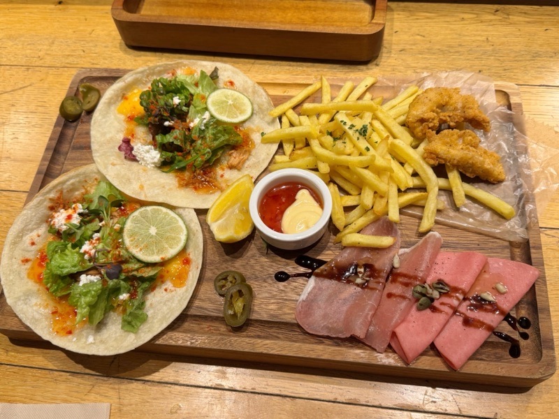 たっくんやしょうちゃん達と食べ...