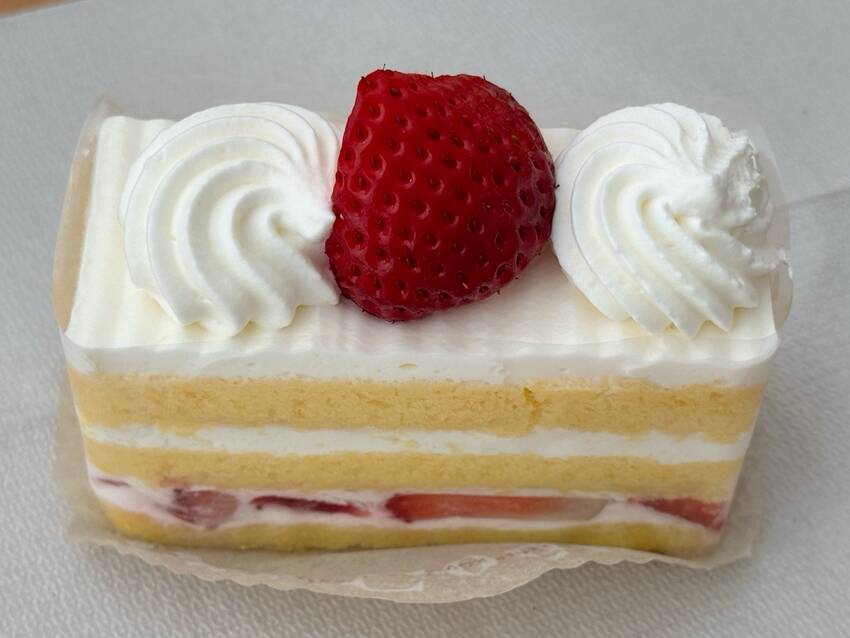 今日のケーキです！ ｡.:♪*...