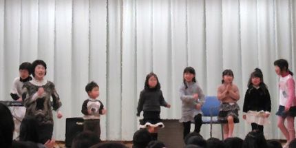 元気いっぱいな読み聞かせとピア...