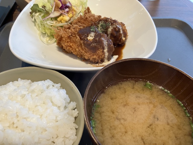 カニクリームコロッケのランチセ...