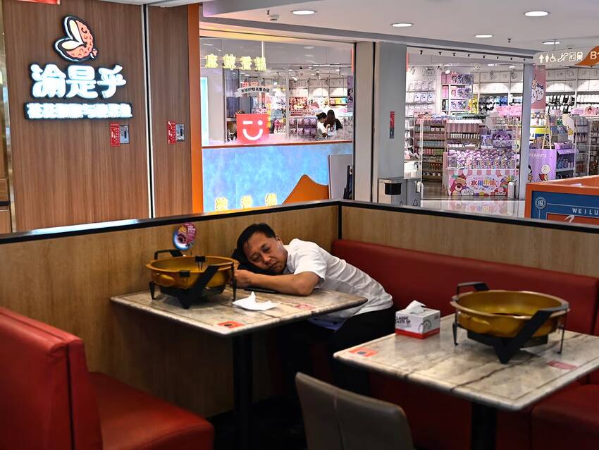 2024年、中国の飲食店は30...