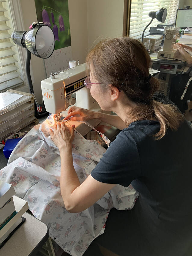 カミさんがエプロン作りました